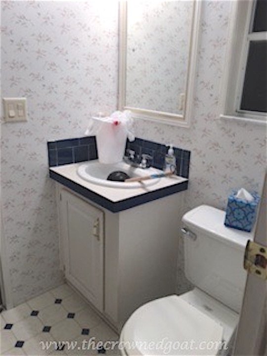 Can You Spray Paint a Bathroom Vanity