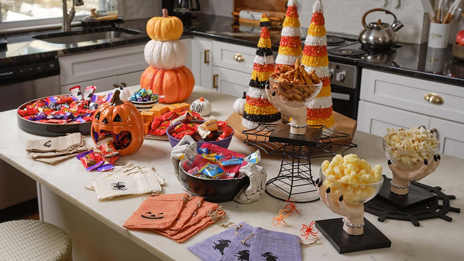 Halloween Candy Bowl Decoration Ideas