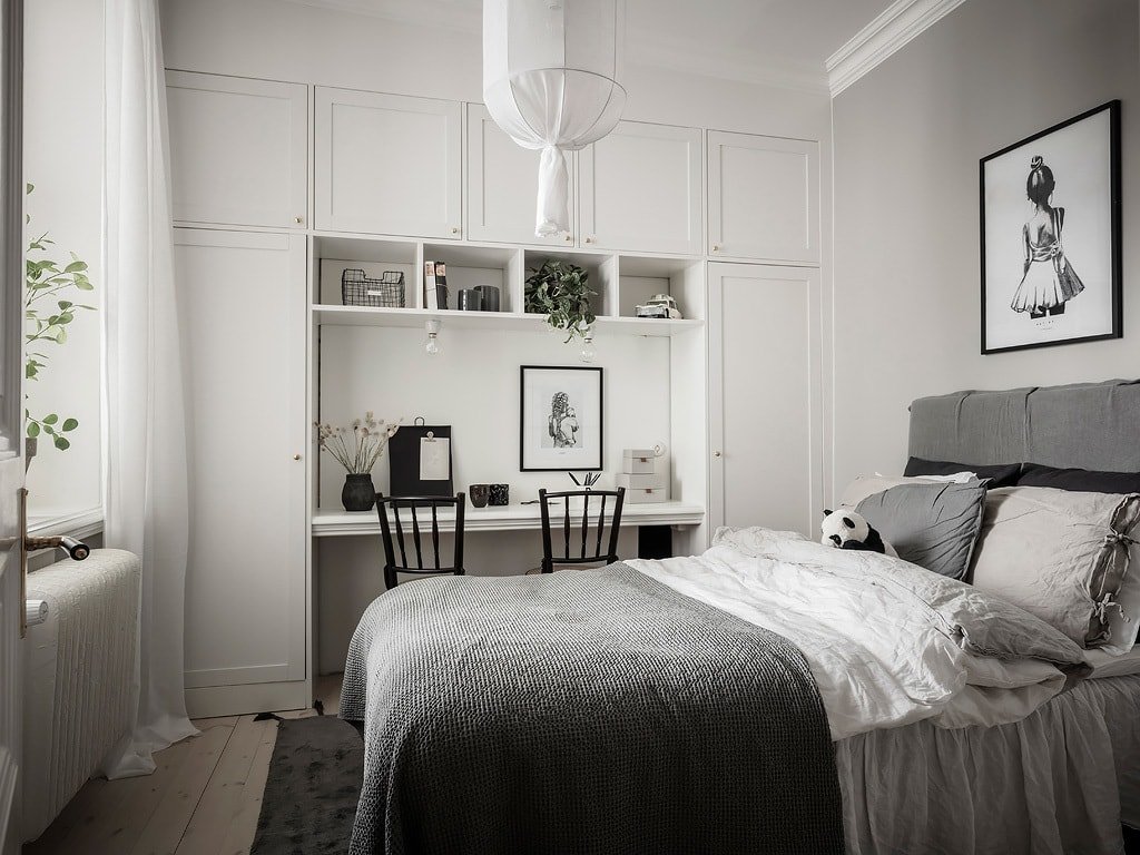 How to Add Desk in Bedroom With Low Bed