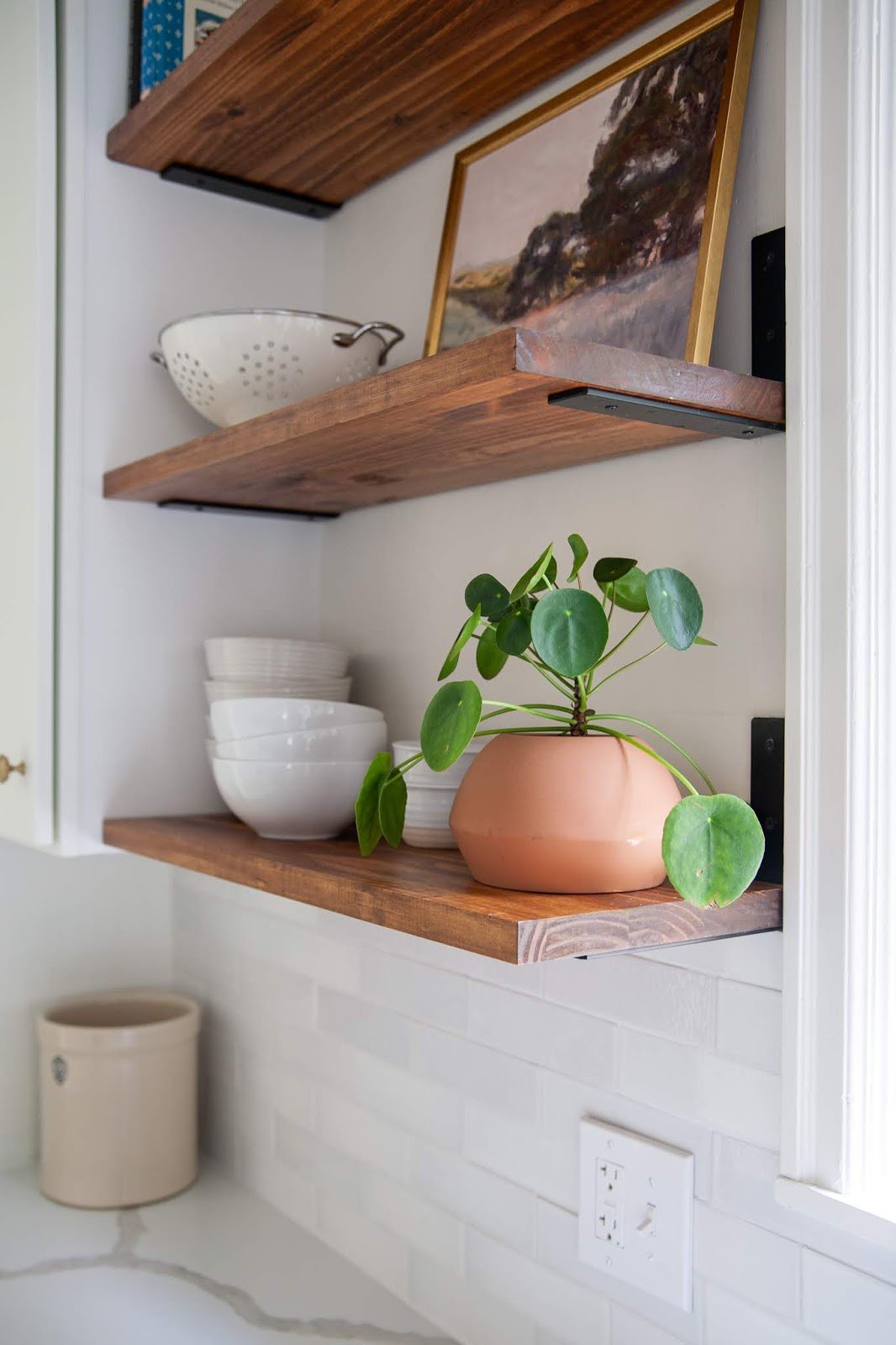 How to Build Floating Shelf for Bedroom