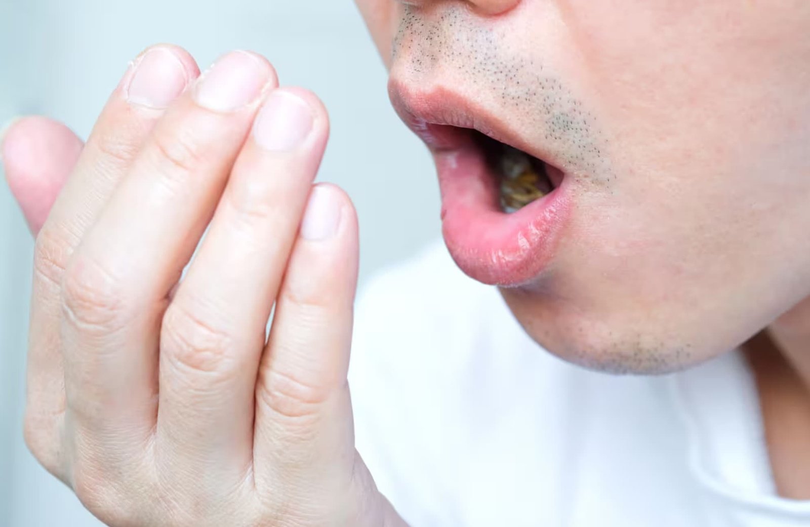 How to Cure Cotton Mouth at Home
