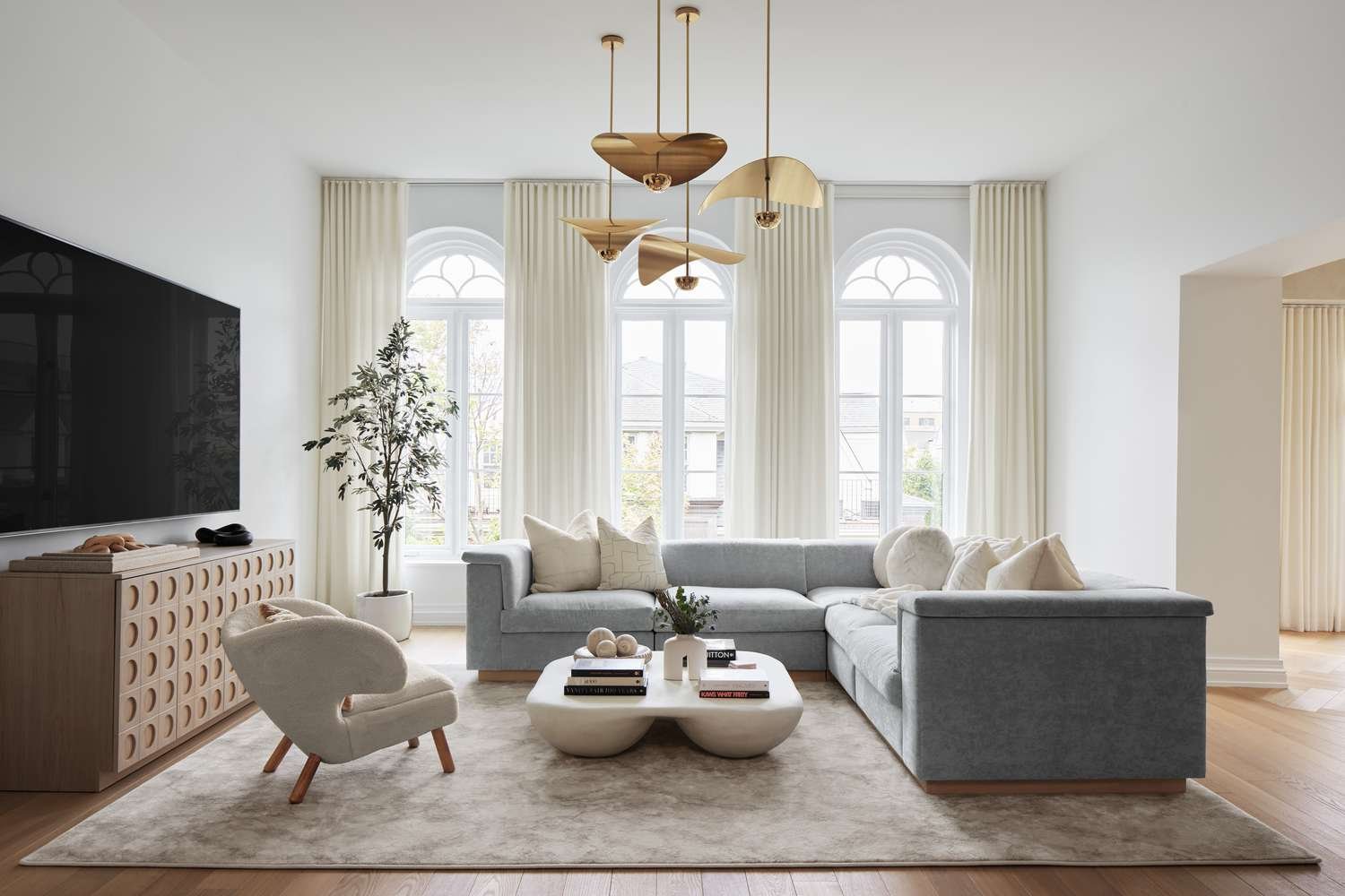 How to Decorate a Living Room Modern