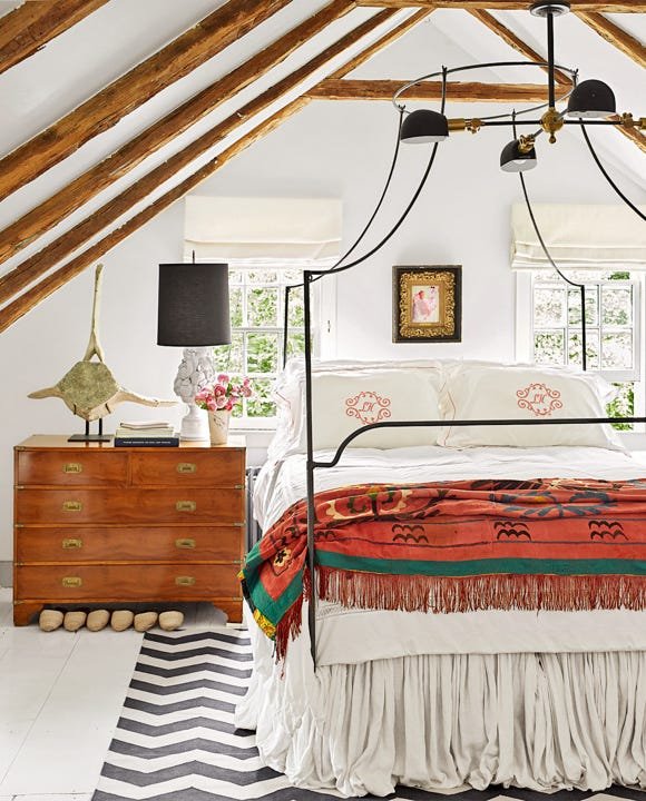 How to Decorate Bedroom Without Dresser