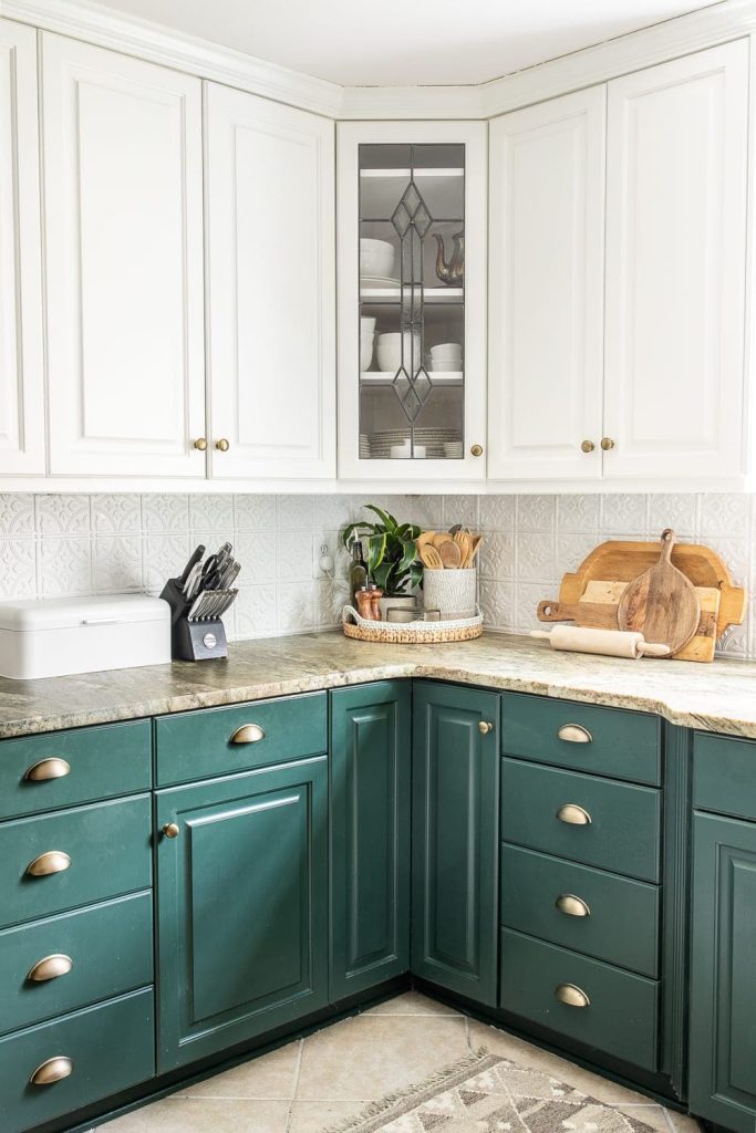 How to Decorate Kitchen Counter Corner
