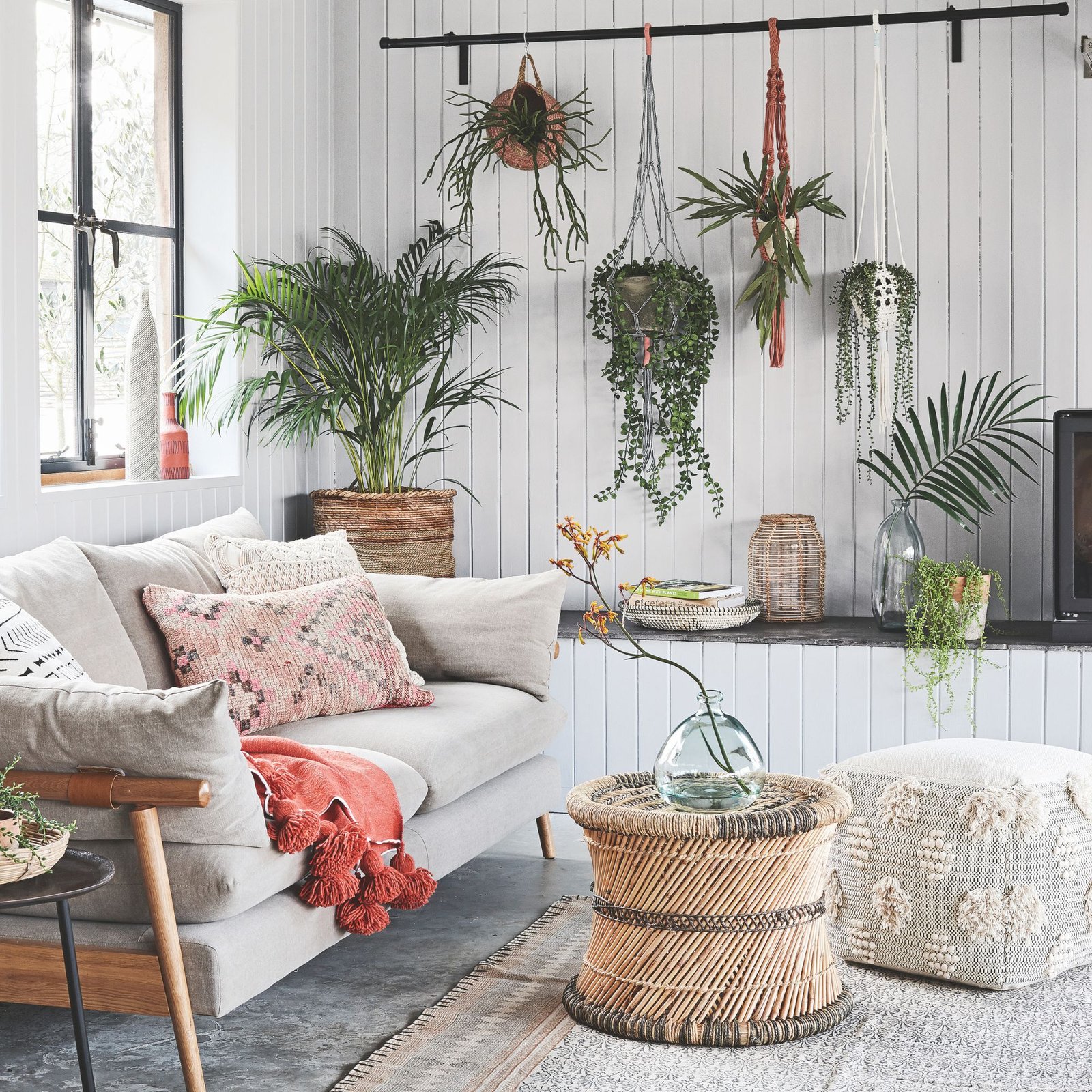 How to Decorate Living Room With Grey Sofa