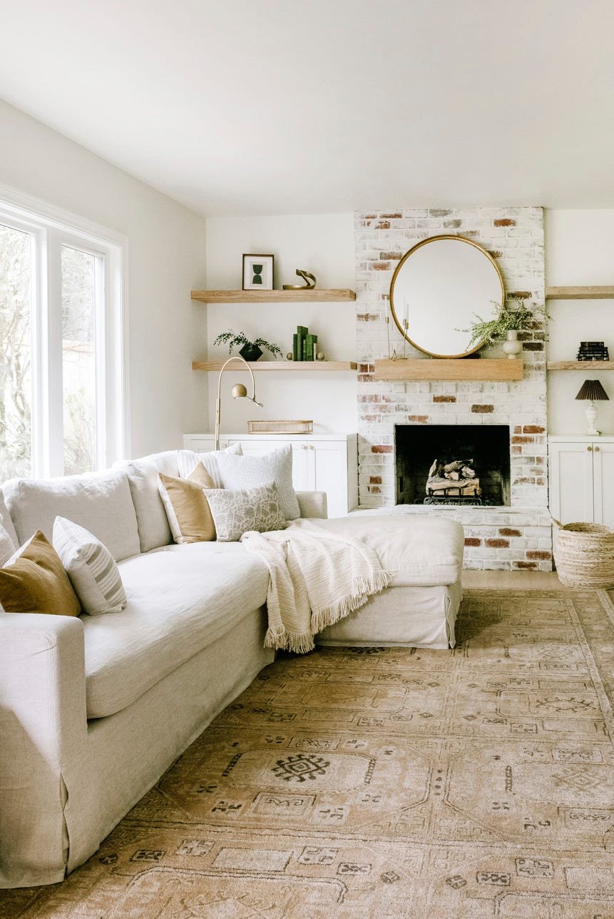 How to Decorate White Walls in Living Room