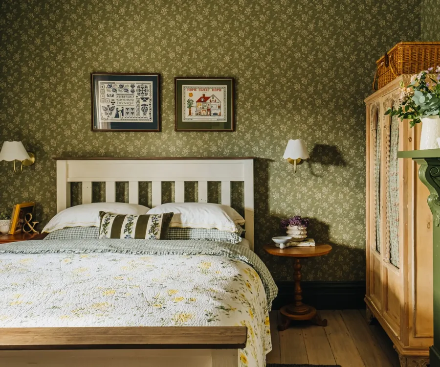 How to Dress Bedroom for Sale