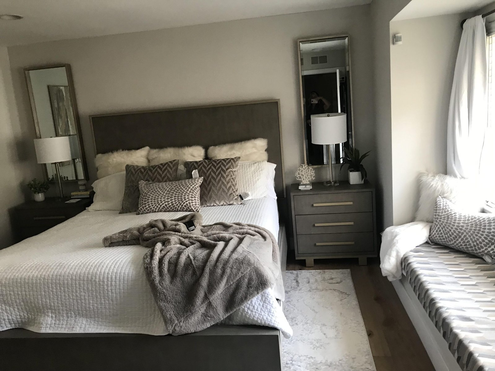 How to Hang Pictures Over Nightstands in Bedroom