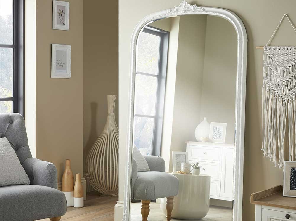 How to Keep Bedroom Standing Mirror