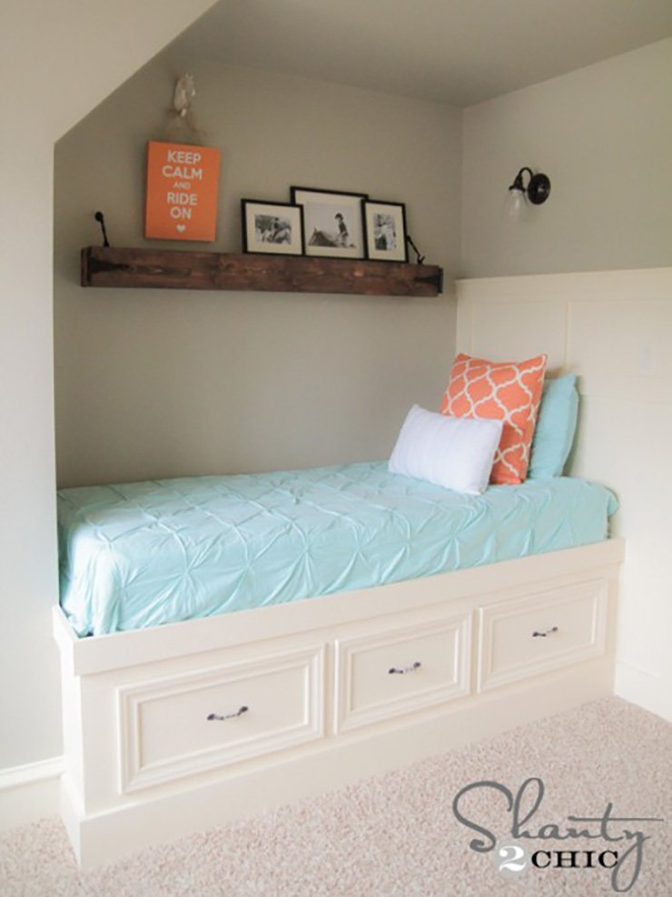 How to Make Bedroom Storage Bench
