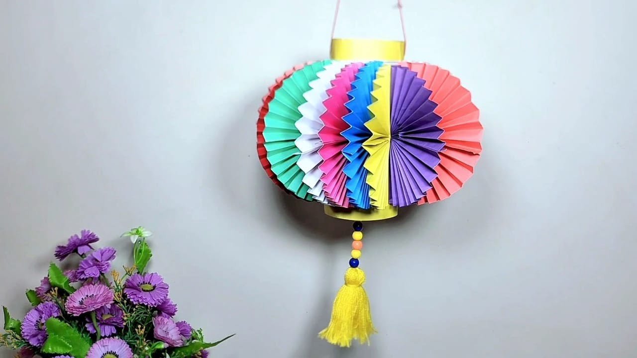 How to Make Chinese Lanterns at Home