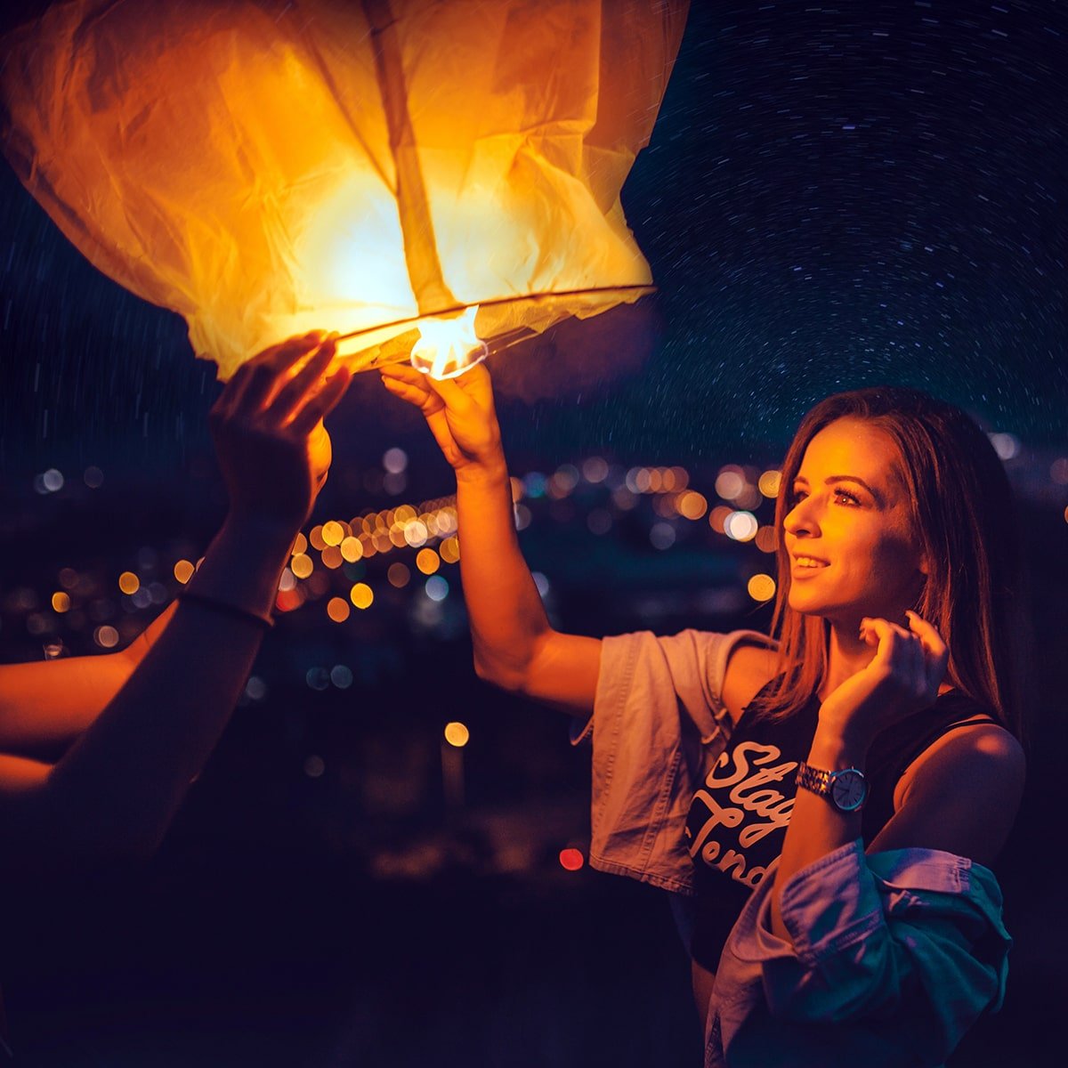 How to Make Flying Lantern at Home With Paper