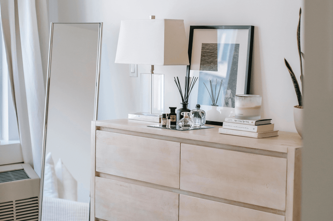 How to Make Small Bedroom Look Bigger With Mirrors