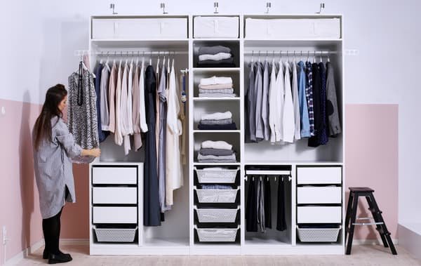 How to Organise Bedroom Wardrobe