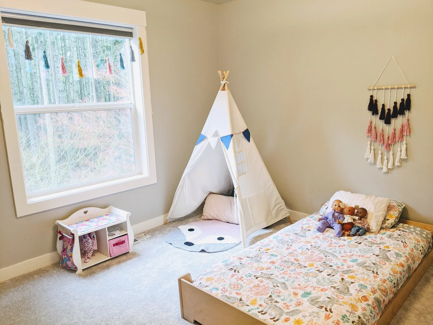 How to Transition from Bed Sharing to Montessori Toddler Bedroom