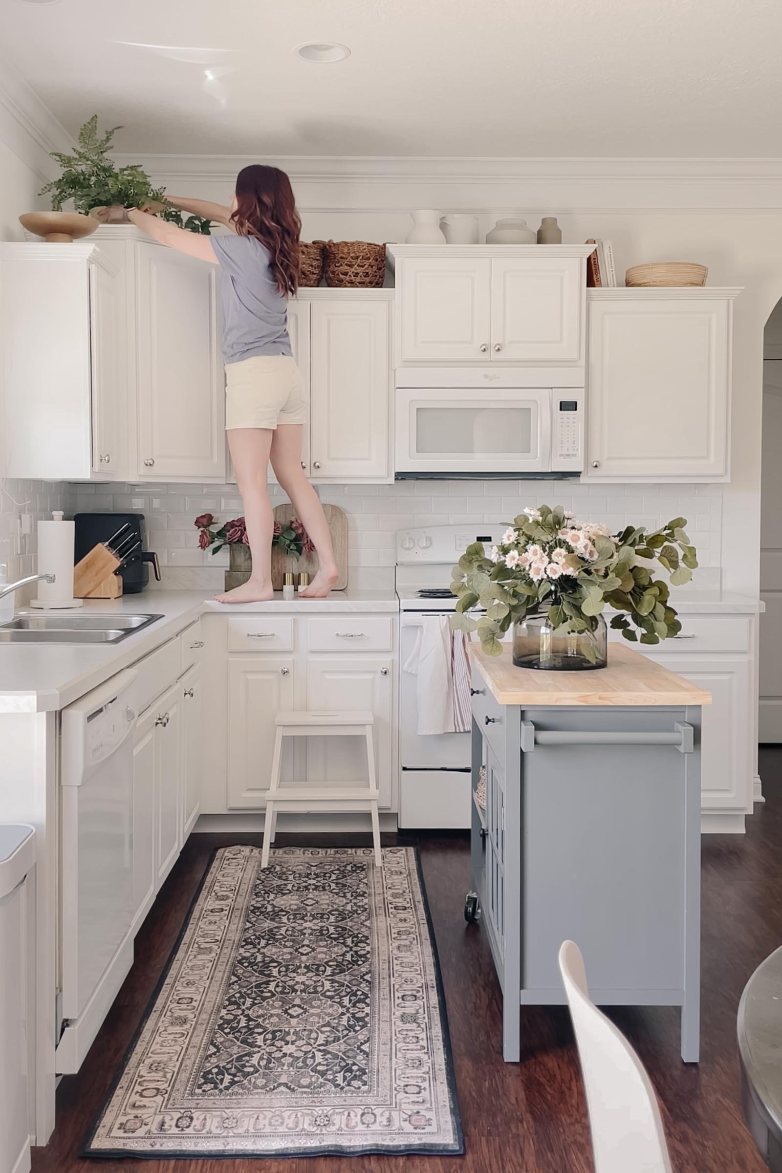 Should You Decorate above Kitchen Cabinets