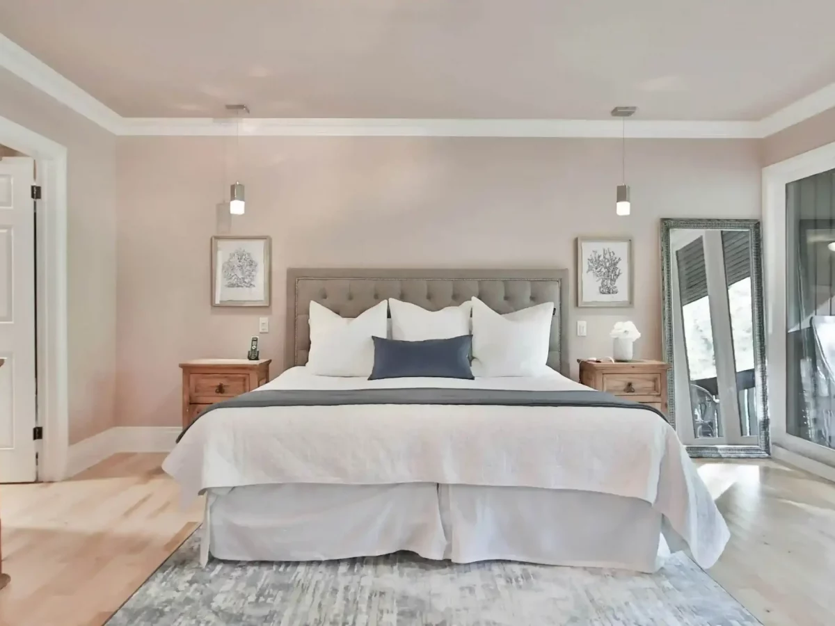 What Beds Fit in 20X11 Bedroom