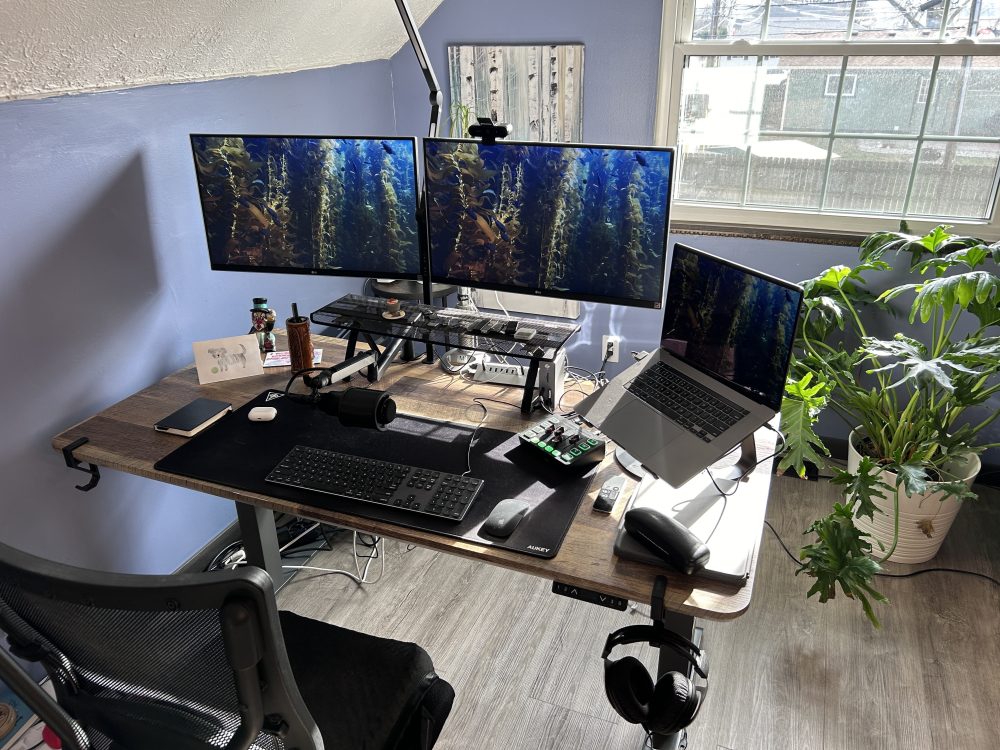 What Desk Should I Buy for My Home Office