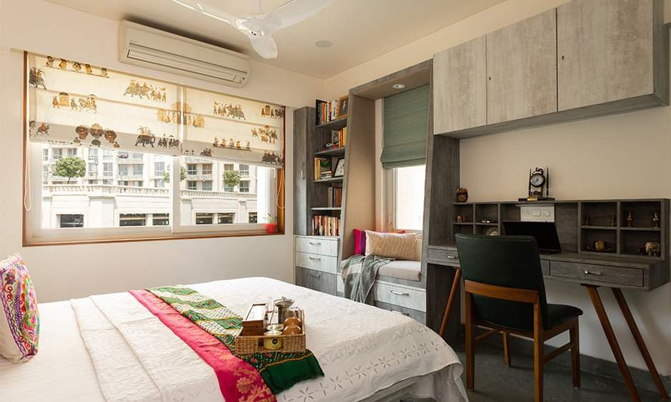What to Do With Bookshelf Space in Bedroom