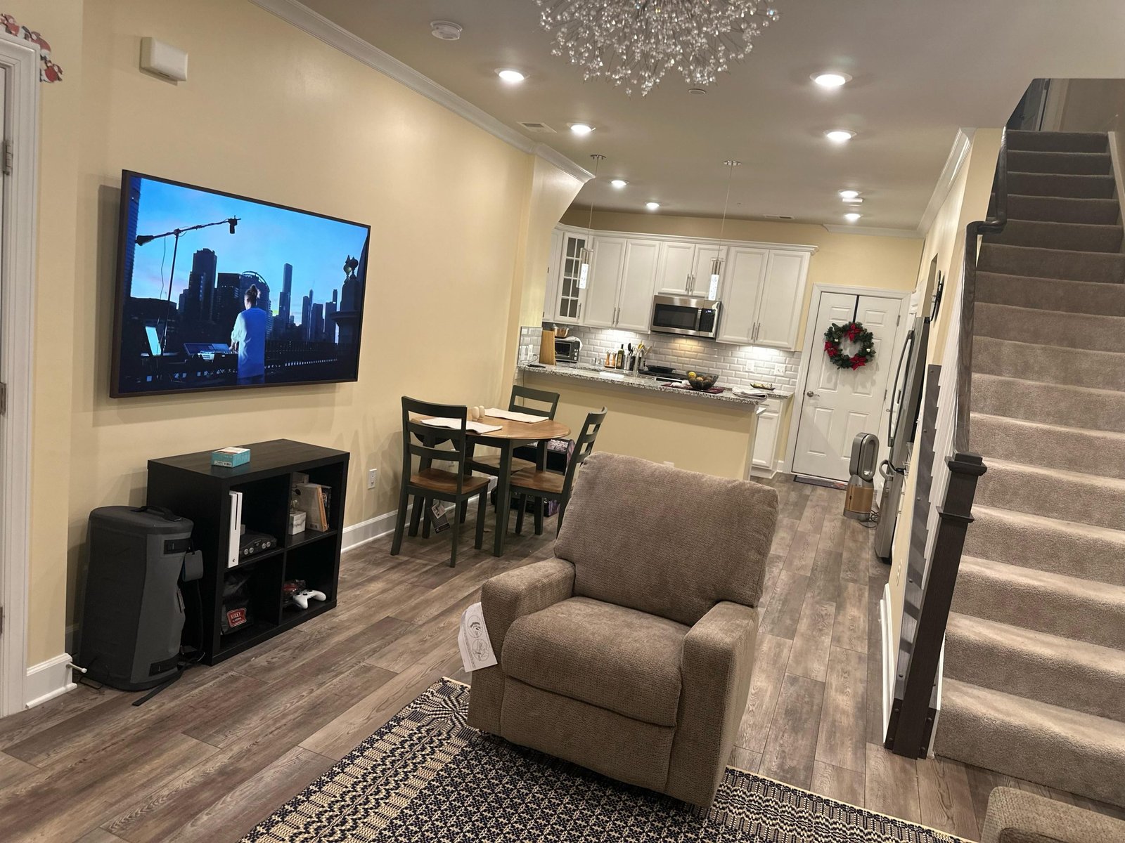 Where to Put Tv in Small Living Room With Recliner